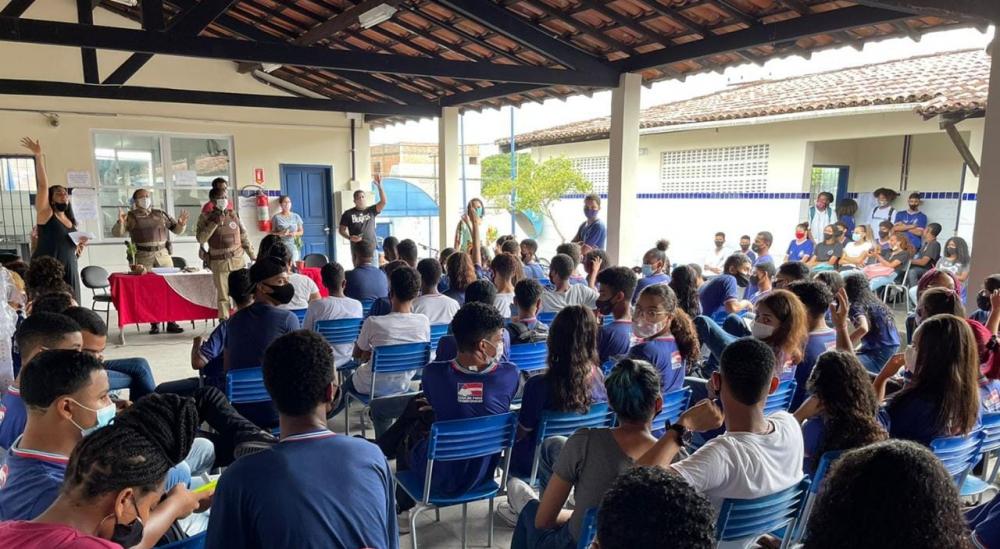 36ª CIPM celebra Semana da Mulher com palestras em escolas e hospital