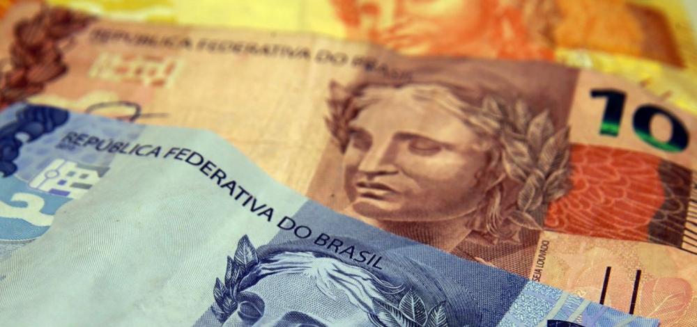 Salário mínimo ideal seria de R$ 6.012,18, aponta Dieese