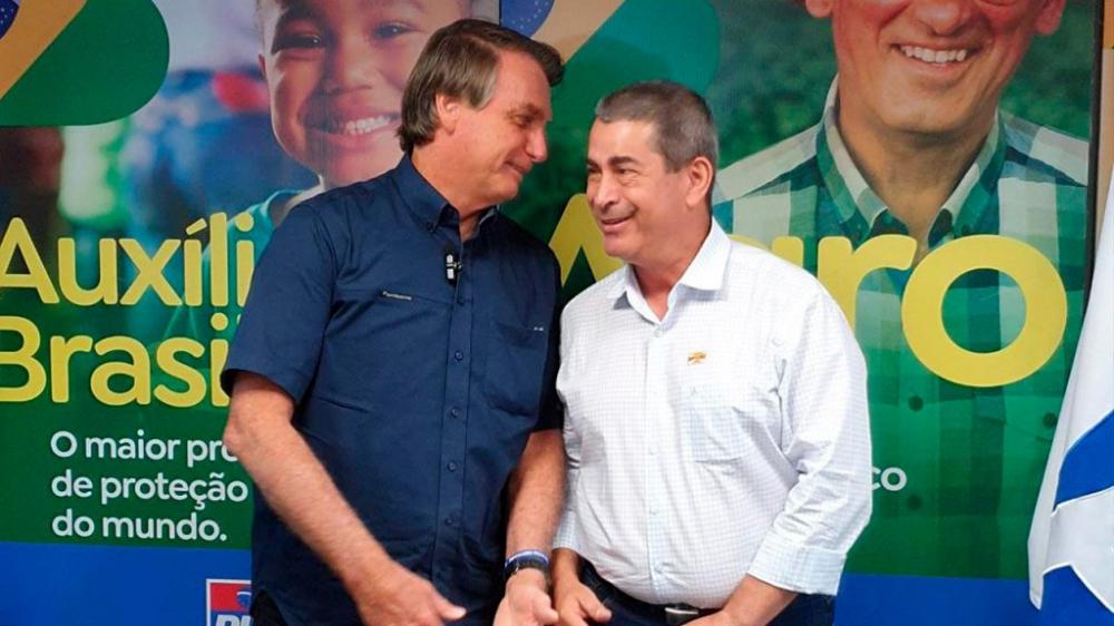 União Brasil perde 11 deputados para o PL em um único evento