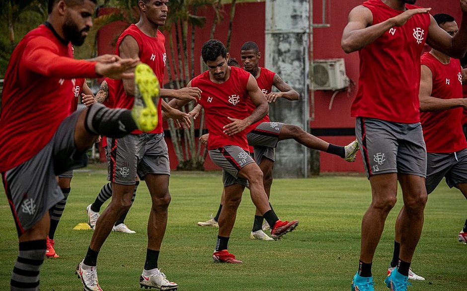 Vitória está pronto para decisão contra o Bahia de Feira no Baianão