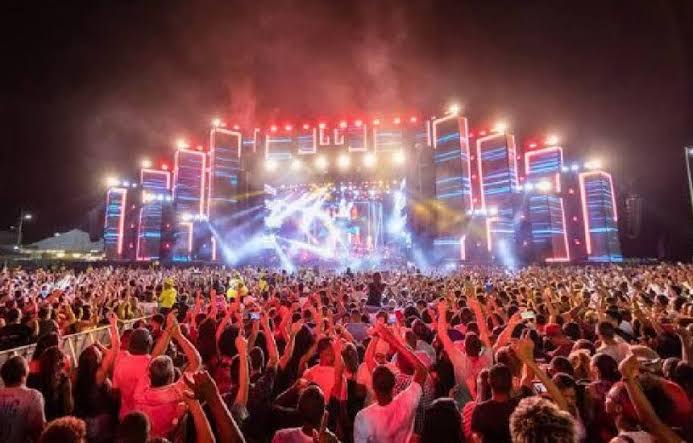 Governo do estado suspende limite de público para eventos na Bahia