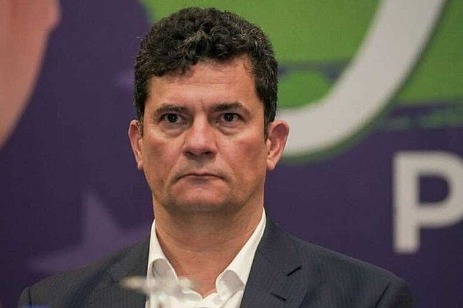 Campanha de Moro investe em apresentá-lo como cidadão comum do interior