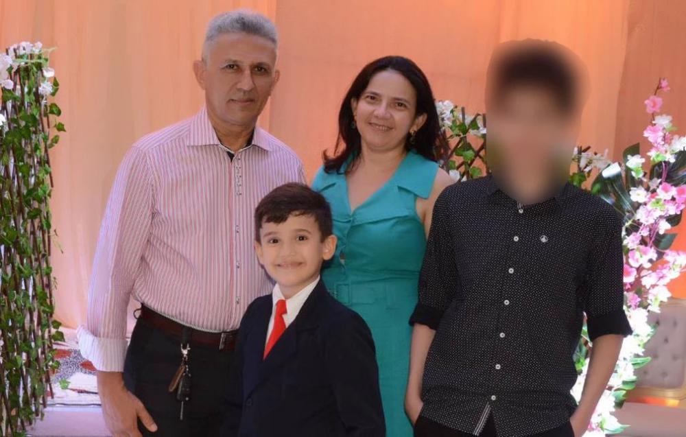 Pai baleado pelo filho por proibir uso de celular está paraplégico
