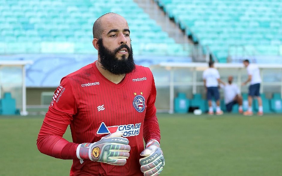 Bahia quer usar período sem jogos para recuperar Danilo Fernandes