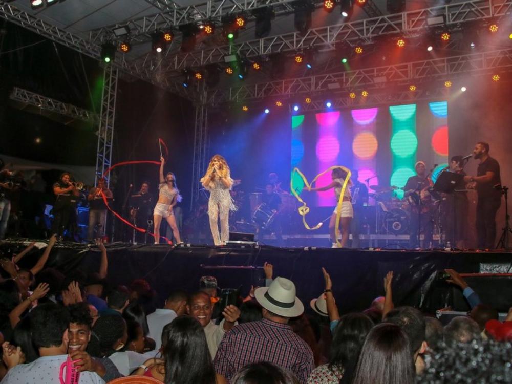 Retomada de eventos sem limite de público anima empresários na Bahia