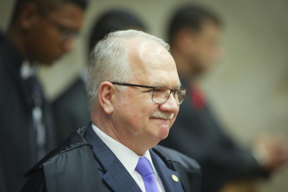 Fachin diz que levará caso do Lollapalooza ao plenário do TSE