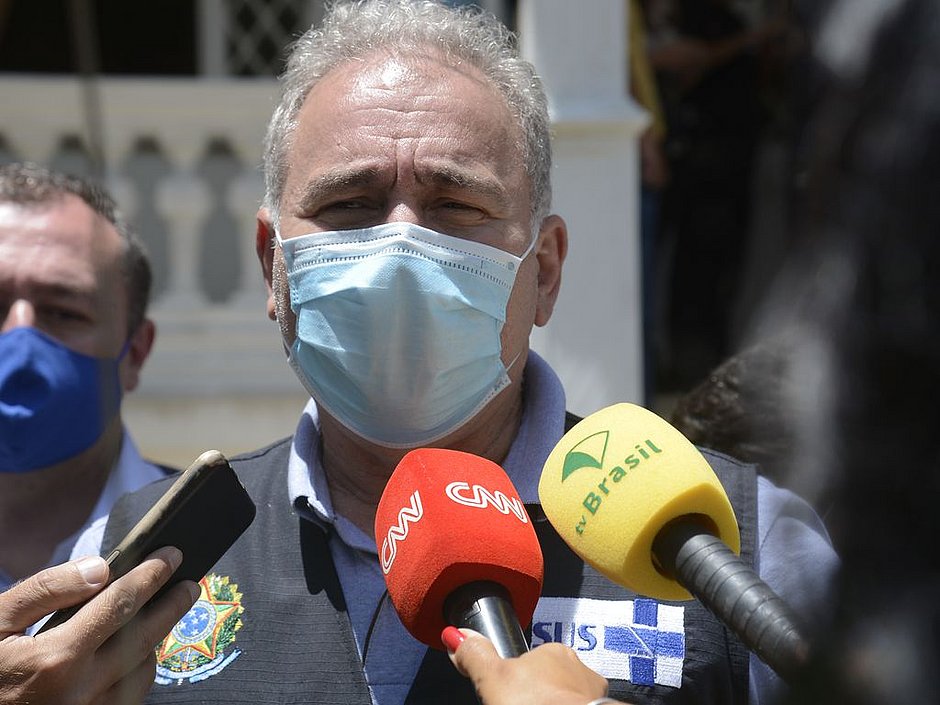 Governo federal deve anunciar 'fim da pandemia' nesta quinta-feira