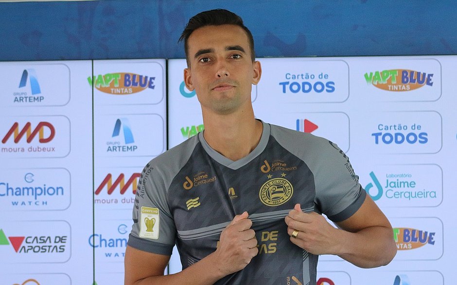 Em recomeço na carreira, César mira titularidade no Bahia : 'Estou pronto'