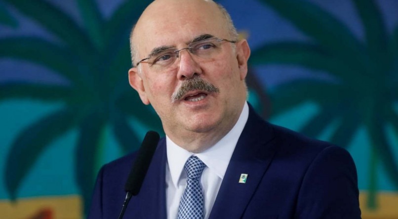 À Polícia Federal, Milton Ribeiro nega ter favorecido prefeituras