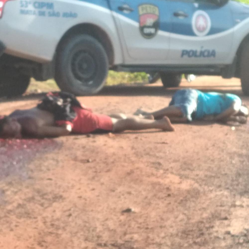 Corpos são encontrados na estrada de Água Fria