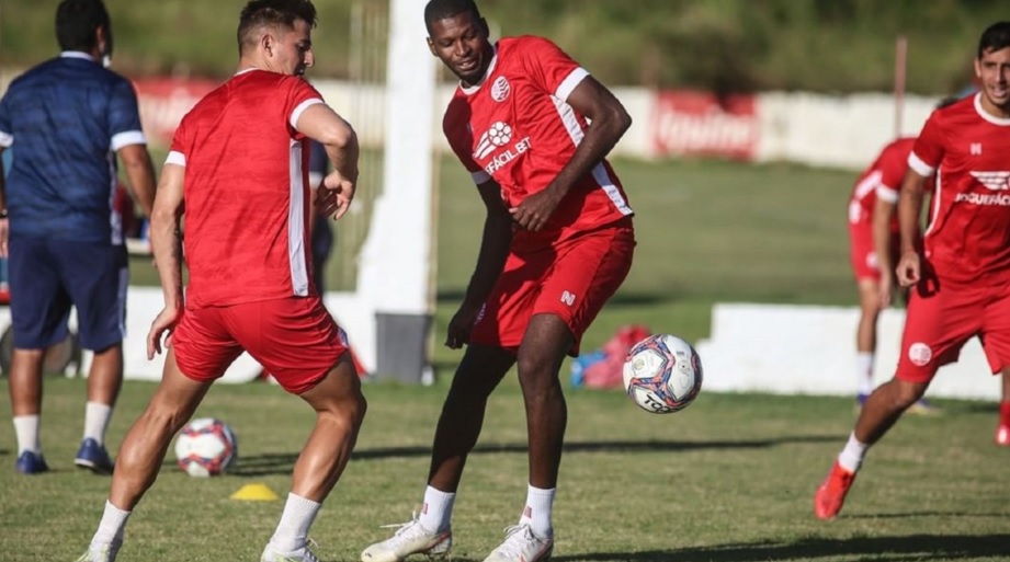 A uma semana da estreia, Vitória ganha mais reforços para Série C