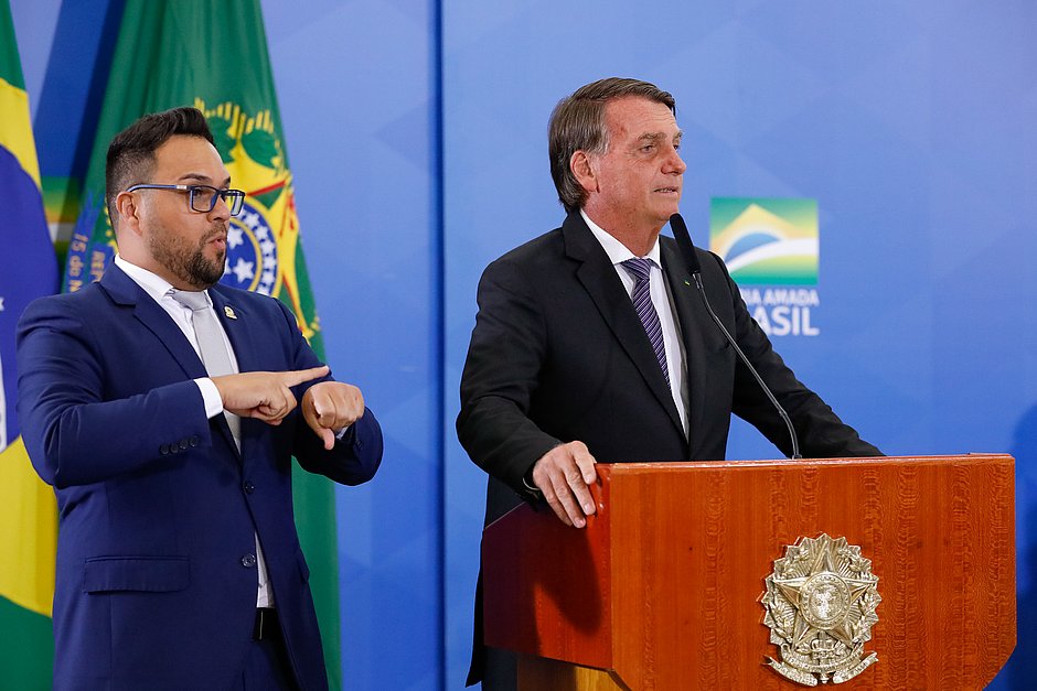 Bolsonaro veta 'Lei Paulo Gustavo', que destinaria R$ 3,86 bi ao setor cultural