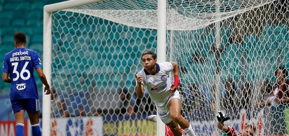 Bahia estreia na série B vencendo Cruzeiro por 2x0