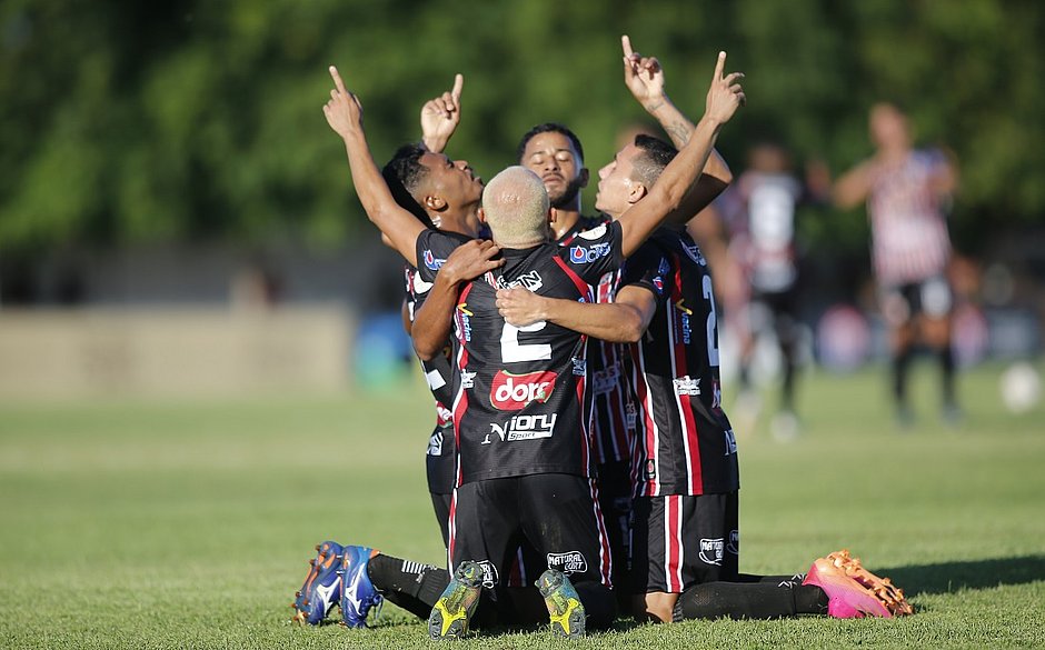 Atlético de Alagoinhas bate Jacuipense fora e é bicampeão baiano