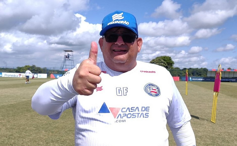 Técnico do Bahia, Guto Ferreira passa por exames após sentir dor no peito 
