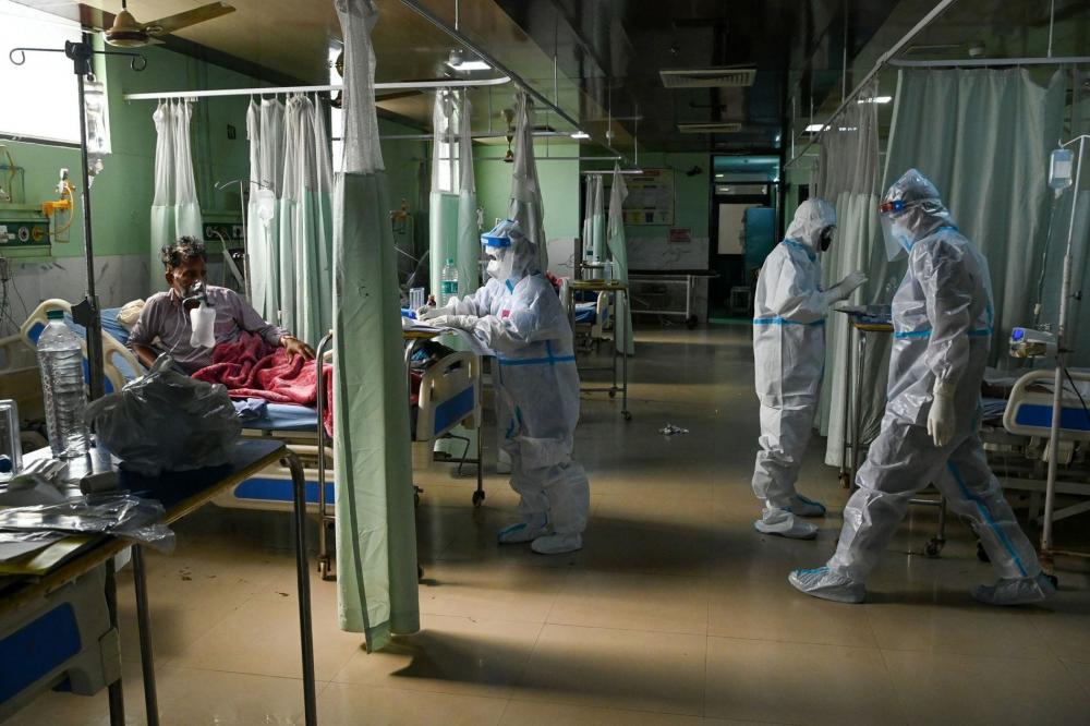 Infecções por covid-19 na Índia atingem maior nível em um mês