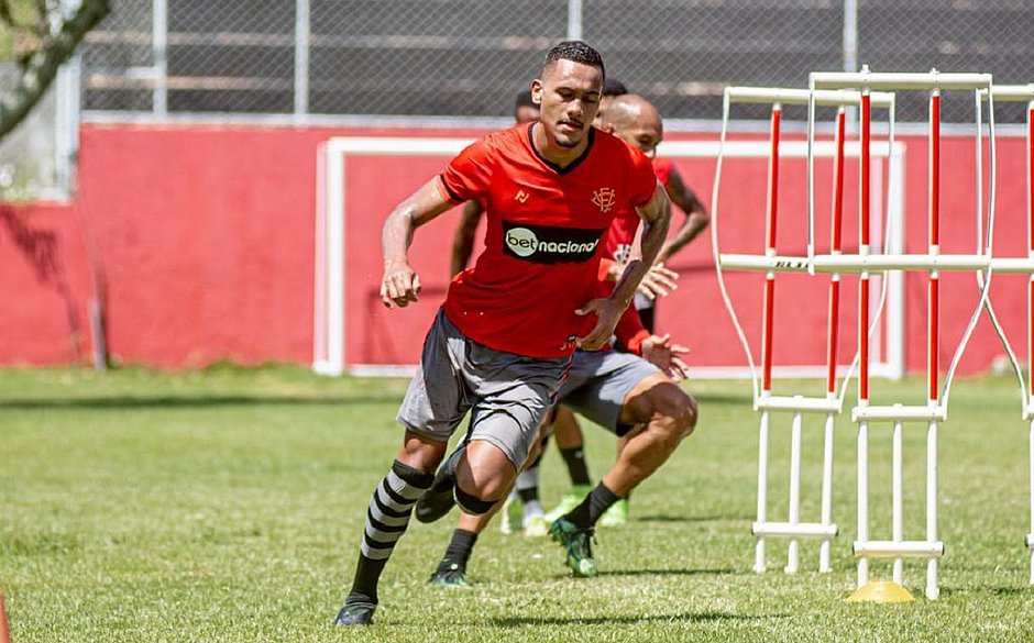 Com novidades, Vitória está pronto para enfrentar o Fortaleza