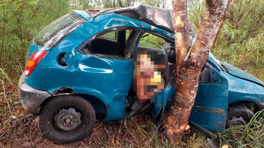 Idosos morrem após acidente de carro na Via de Ligação 