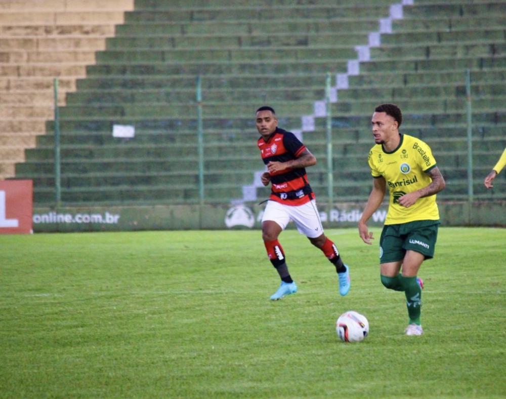 Vitória perde para o Ypiranga e acumula terceira derrota na Série C