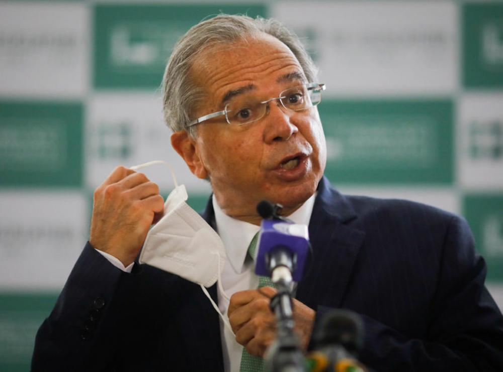 Ministro da Economia, Paulo Guedes, testa positivo para Covid-19