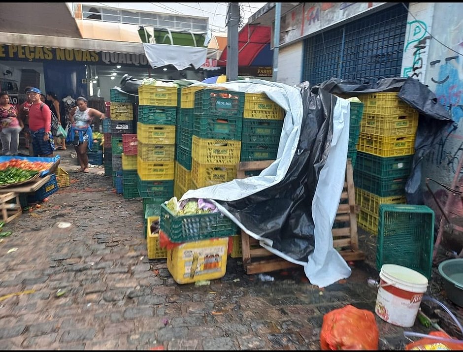 Carga de verdura avaliada em mais de R$ 50 mil é recuperada em Feira de Santana
