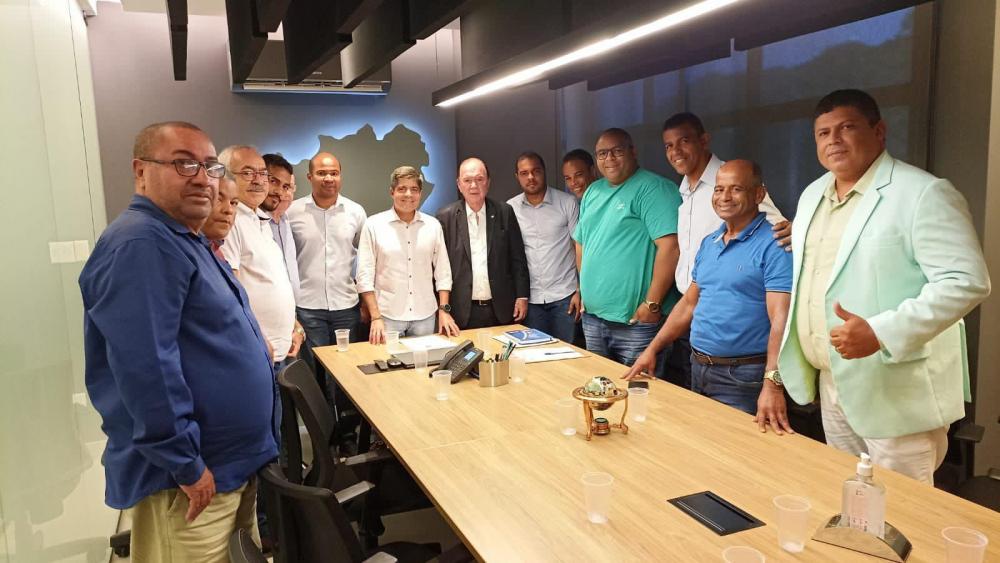 Presidente da câmara de Pojuca lidera grupo de vereadores e lideranças políticas em apoio à ACM Neto 