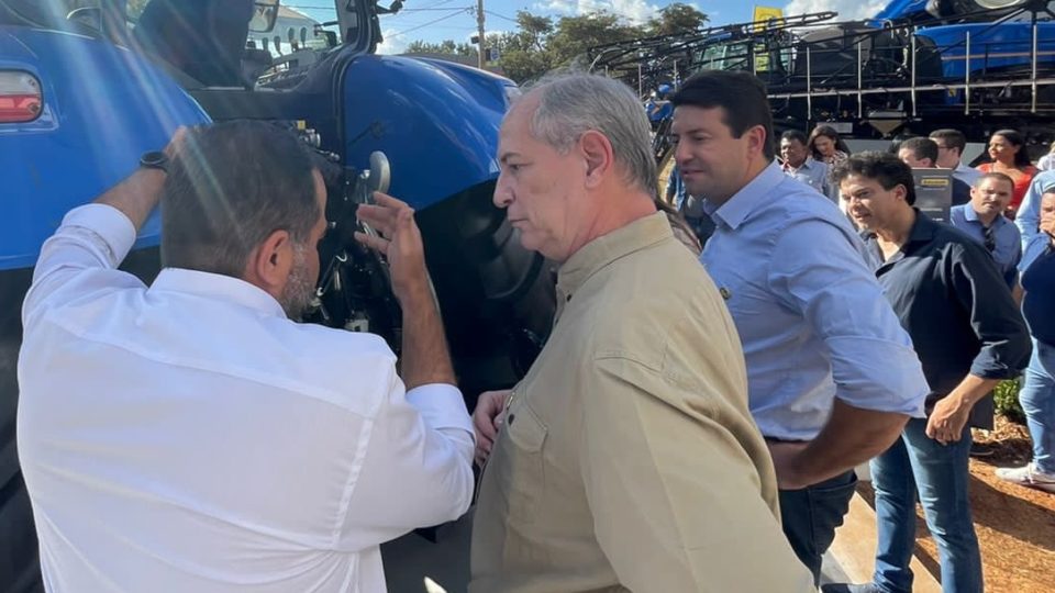 Ciro bate boca com apoiadores de Bolsonaro na Agrishow