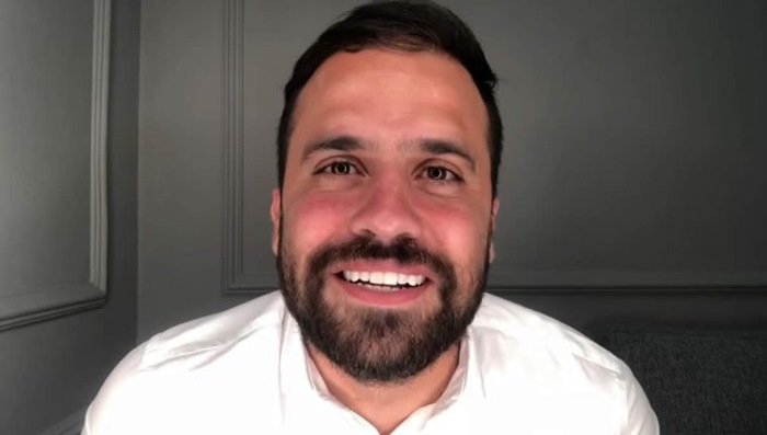 Coach Pablo Marçal se lança à Presidência em evento gospel