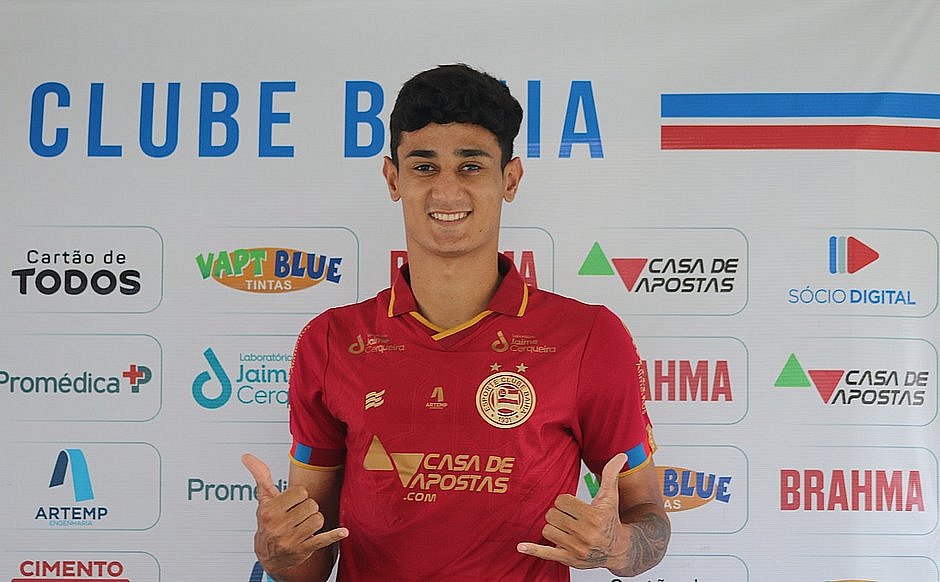 Bahia empresta zagueiro Henrique para clube que disputa a Série C
