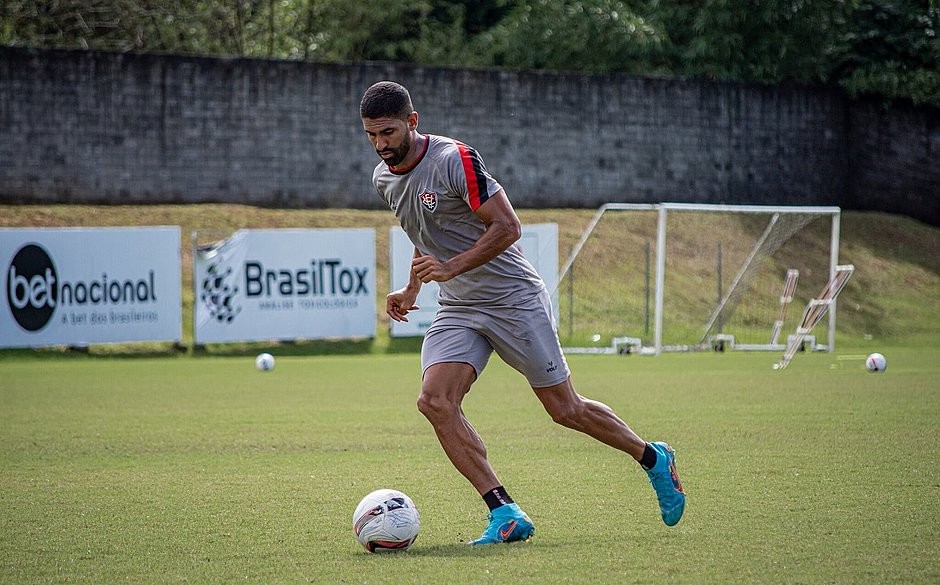 Atacantes são responsáveis por apenas 38% dos gols do Vitória em 2022