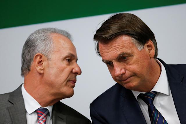 Bolsonaro nomeia novo ministro para a pasta de Minas e Energia