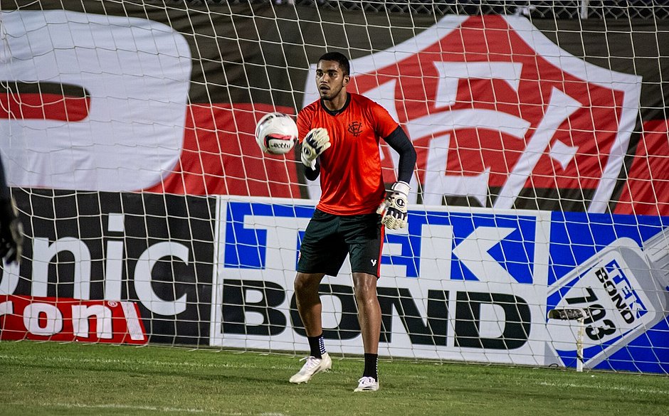 Vitória vai em busca de feito inédito no ano contra o Fortaleza