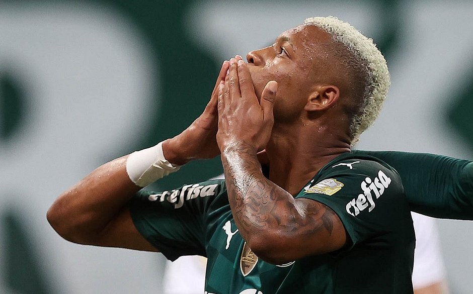 Convocado para a Seleção por Tite, Danilo foi dispensado do Bahia