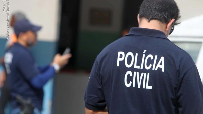 Homem é esfaqueado e morto por companheira na Bahia