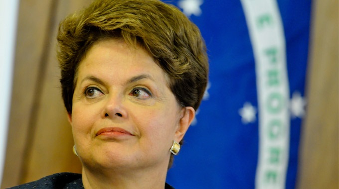 “Antes tarde do que nunca”, afirma Dilma sobre Cunha