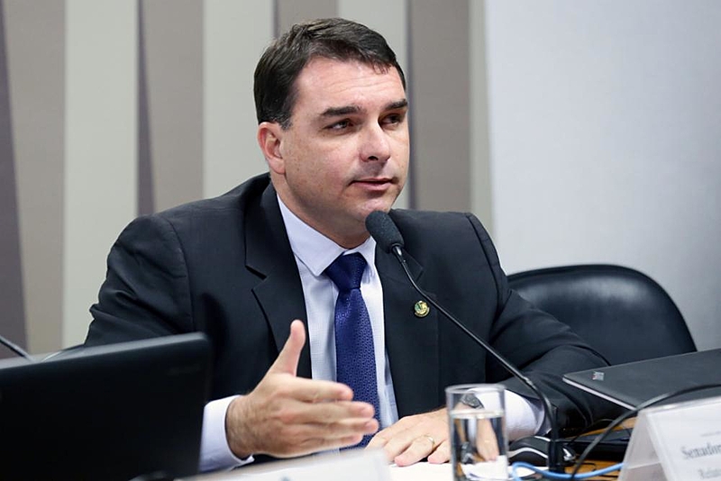 Justiça rejeita denúncia contra Flávio Bolsonaro por ‘rachadinhas’ 