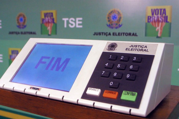 Ministro do TCU diz que sistema eleitoral é “sólido” e “confiável”