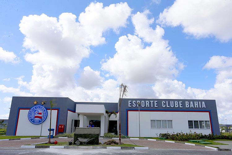 Após bloqueio de R$ 8 milhões, Bahia faz novo acordo por dívidas trabalhistas e sai no prejuízo