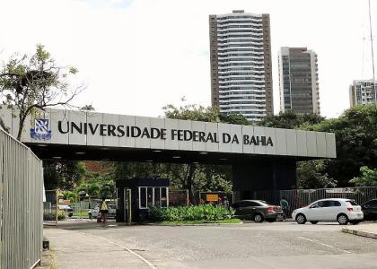Aluna da Ufba denuncia assédio em banheiro da Faculdade de Comunicação