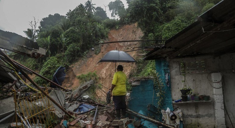 Sobe para 79 o número de mortos por conta das chuvas em Pernambuco
