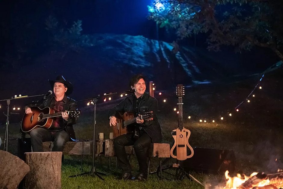 TV Globo exibe especial sobre 50 anos da dupla Chitãozinho e Xororó