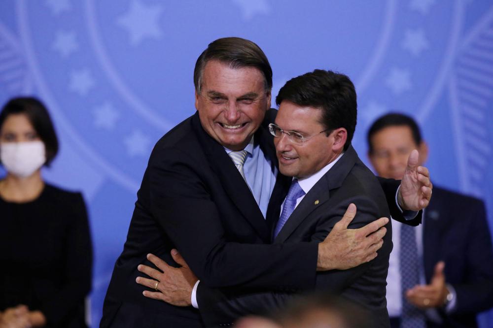 Roma lança jingle de pré-campanha sem referência a Bolsonaro