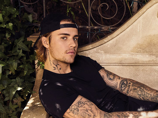 Justin Bieber lamenta adiamento de shows: 'Minha doença está piorando'