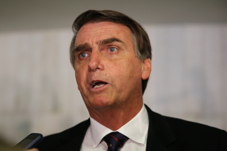 “Marcharei para onde o povo apontar”, diz Jair Bolsonaro