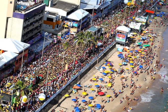 Mudança no circuito do Carnaval 'é possibilidade concreta e real', diz Bruno Reis