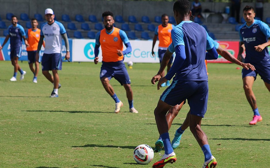 Com apenas um treino, Bahia está pronto para pegar a Chape; veja escalação 