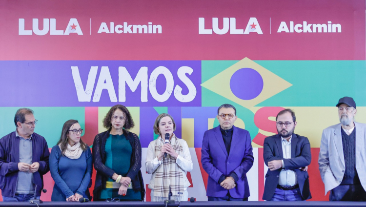 Campanha de Lula propõe três debates com presidenciáveis em formato de pool 
