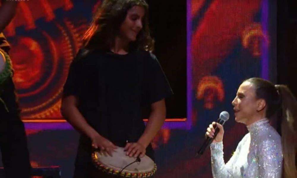 Aos 12 anos, filho de Ivete Sangalo se registra como músico no Ecad