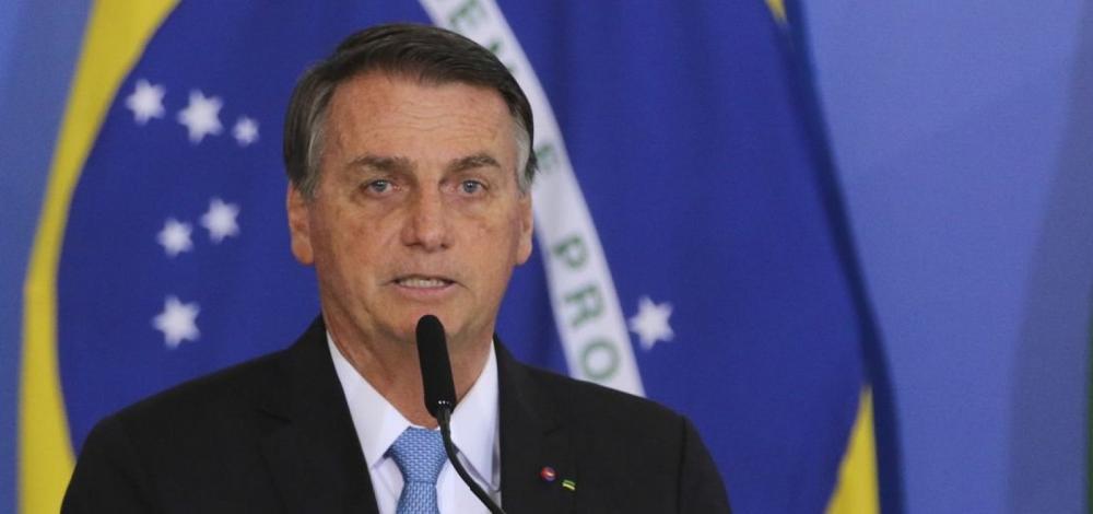 Bolsonaro critica aborto feito por menina de 11 anos vítima de estupro