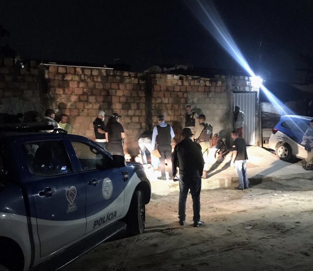 Jovem de 22 anos é morto próximo a casa onde reside em Camaçari 